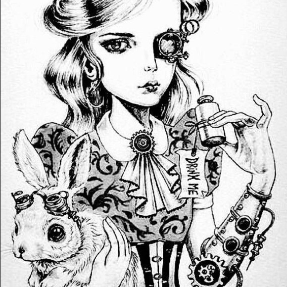 Meet your Posher, Courtney - Picture 1 of 1